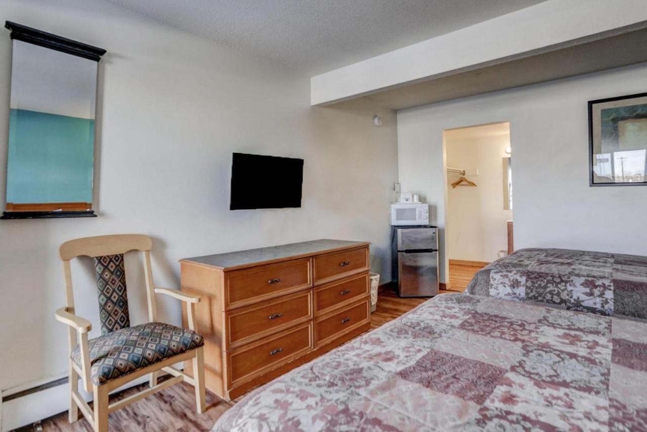Americas Best Value Inn Greeley Evans Exterior photo