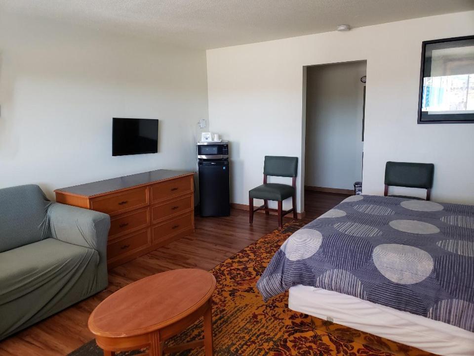 Americas Best Value Inn Greeley Evans Exterior photo